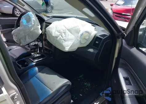 2008 Jeep Grand Cherokee Laredo z USA, uszkodzony, nr VIN 1J8GR48K88C223245